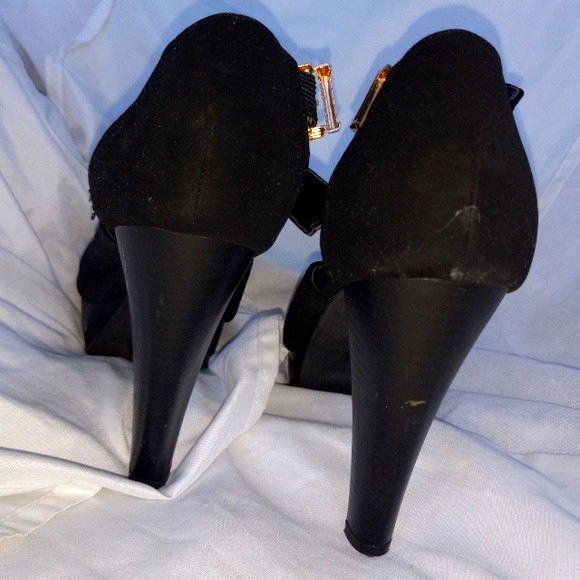 TOP Moda Women's Bootie Heel Size 8 Preowned - Picture 8 of 8